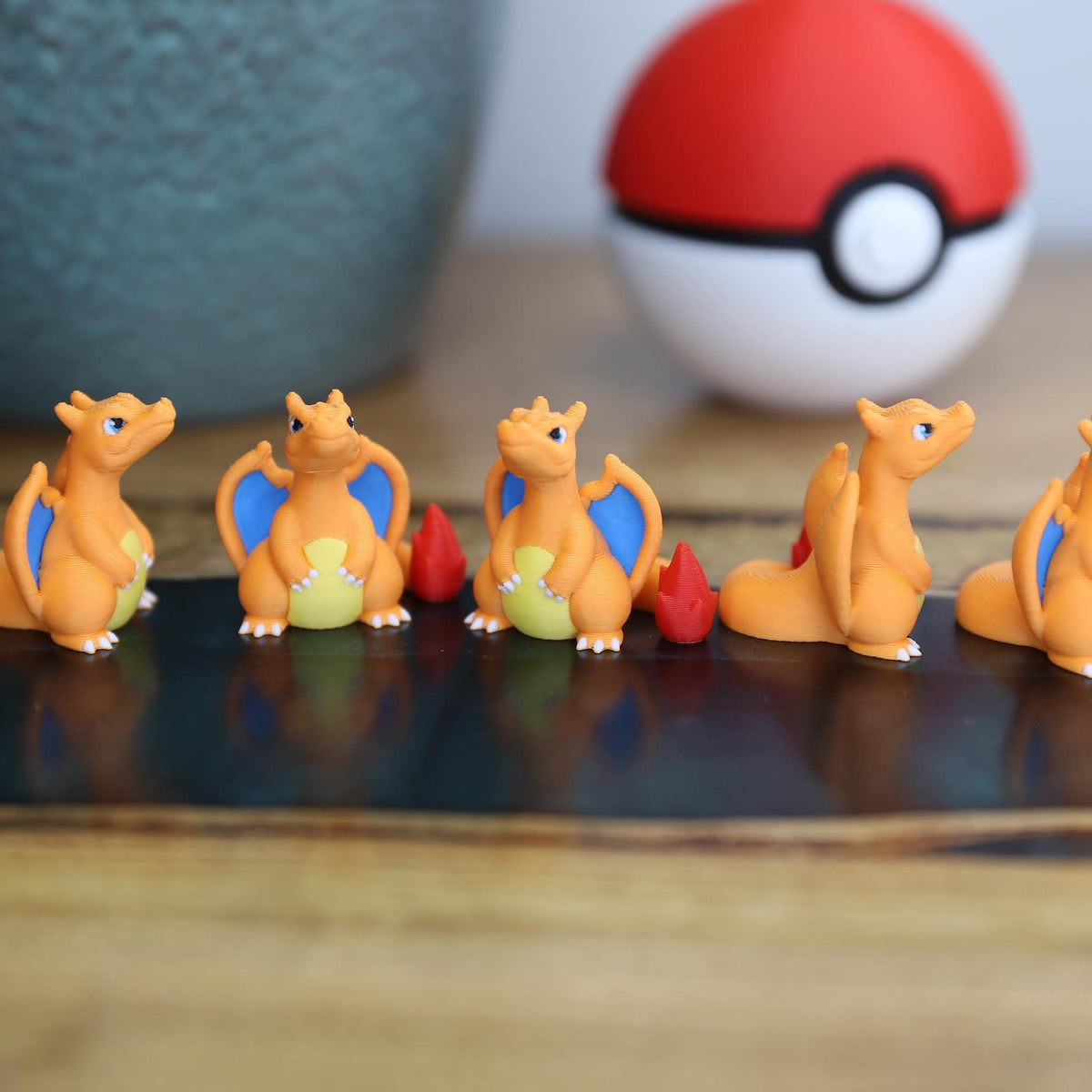 Chibi Charizard 3D Printed Figurine - Cute Pokemon Keychain & Model