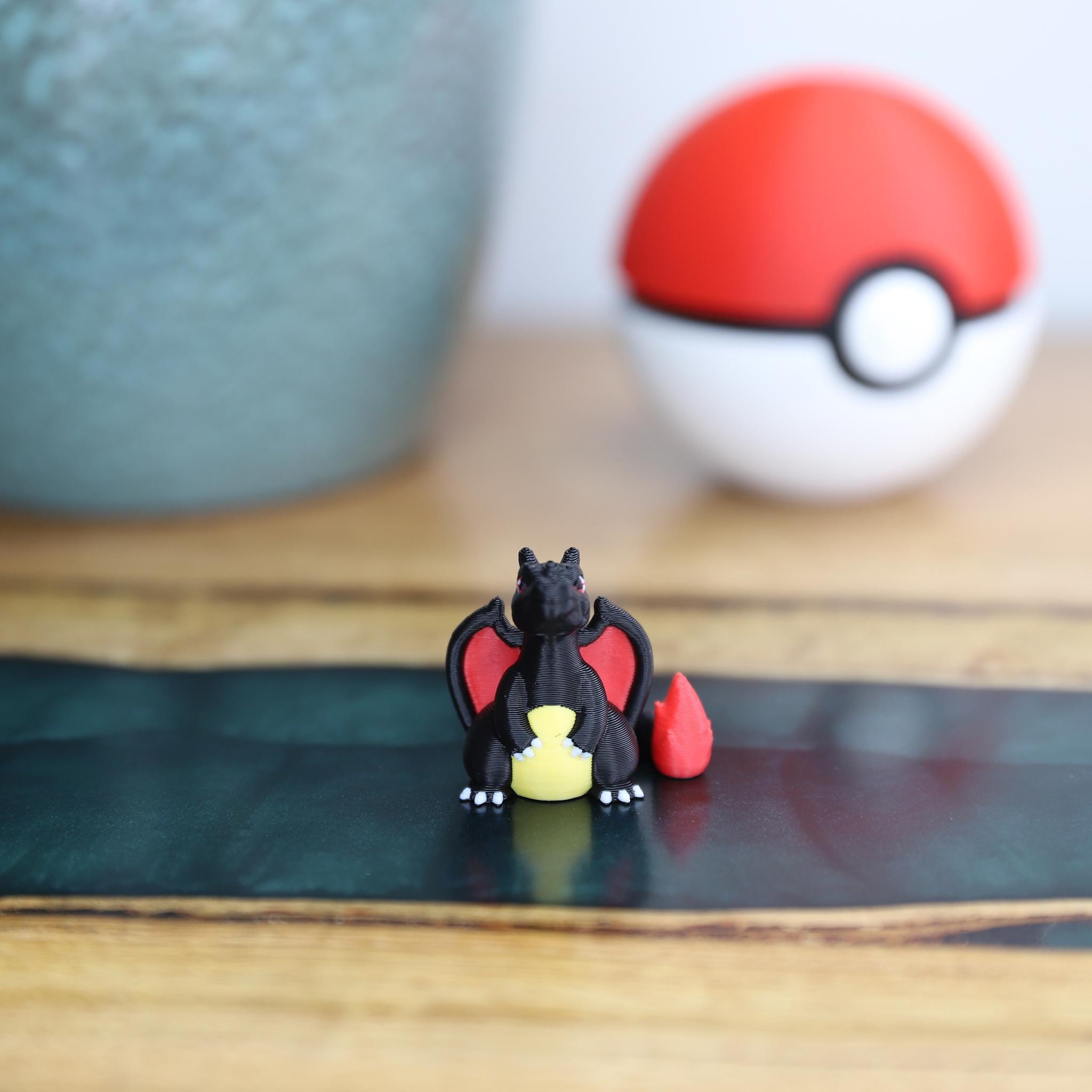 Chibi Shiny Charizard 3D Printed Figurine - Cute Pokemon Keychain & Model